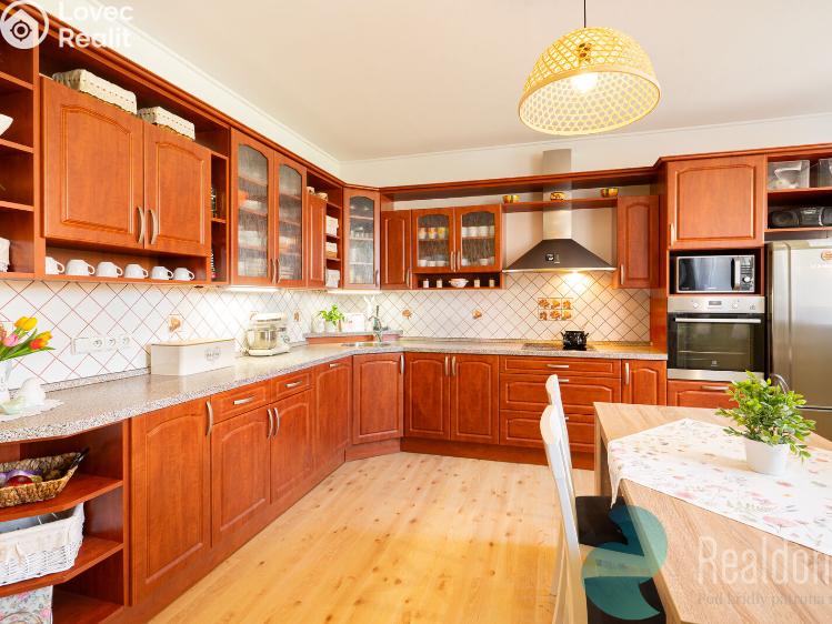 Sale family house Ponědrážka č. 8