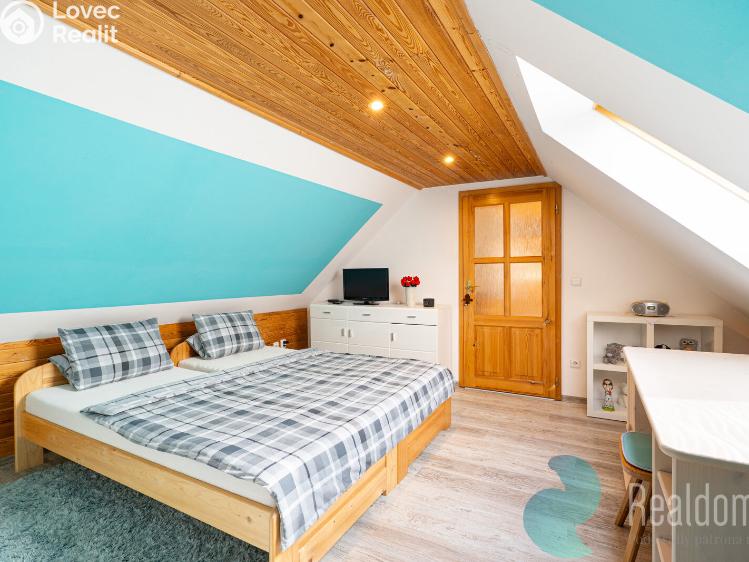 Sale family house Ponědrážka č. 17