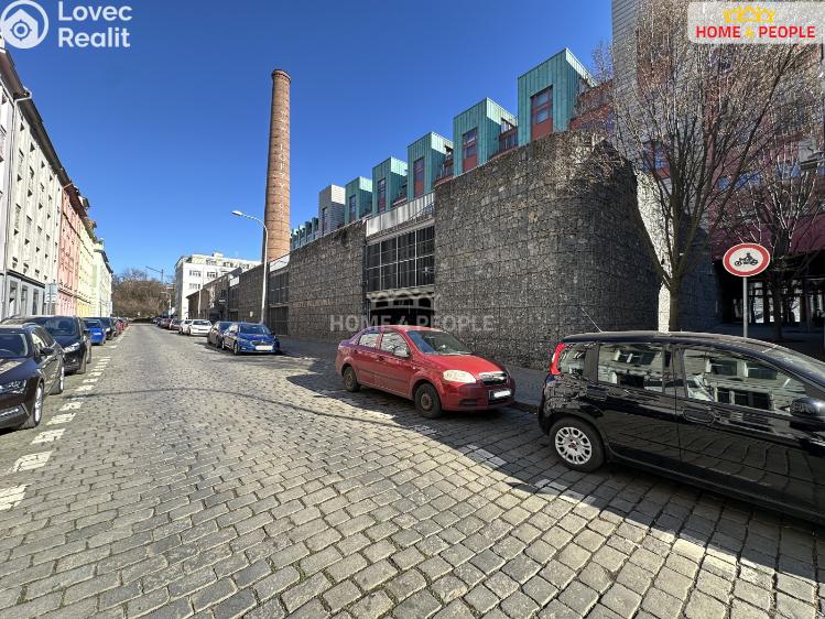 Pronájem bytu 3+KK Praha 8, Novákových č. 1