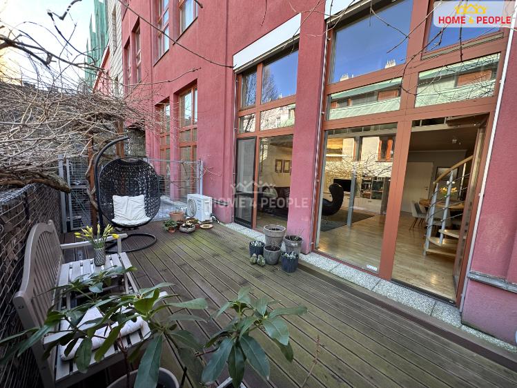 Pronájem bytu 3+KK Praha 8, Novákových č. 7