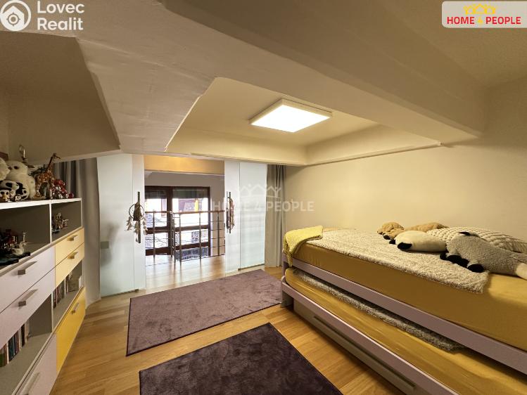 Pronájem bytu 3+KK Praha 8, Novákových č. 14