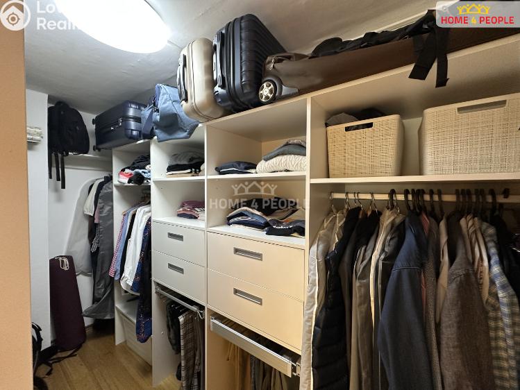 Pronájem bytu 3+KK Praha 8, Novákových č. 16