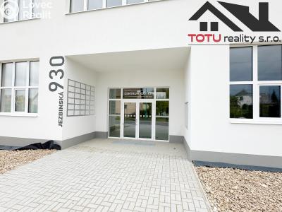 Rent office space Jaroměř, Jezbinská č. 11