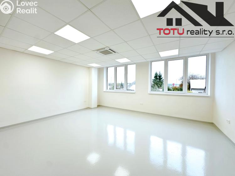 Pronájem kanceláře Jaroměř, Jezbinská č. 9