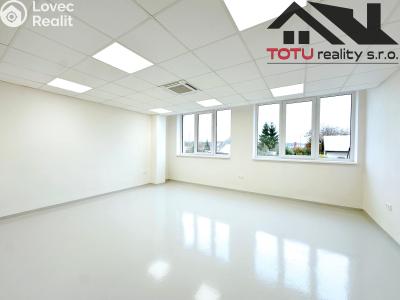 Rent office space Jaroměř, Jezbinská č. 9