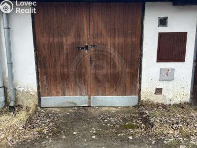 Pronájem garáže Trhové Sviny, Tyršovo nábřeží 103 č. 1