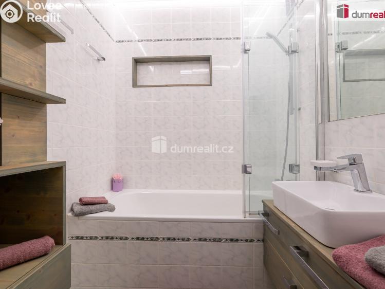 Prodej bytu 3+1 Praha 17, Nevanova č. 2