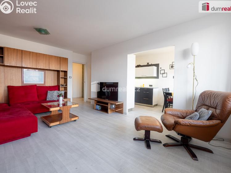 Prodej bytu 3+1 Praha 17, Nevanova č. 11