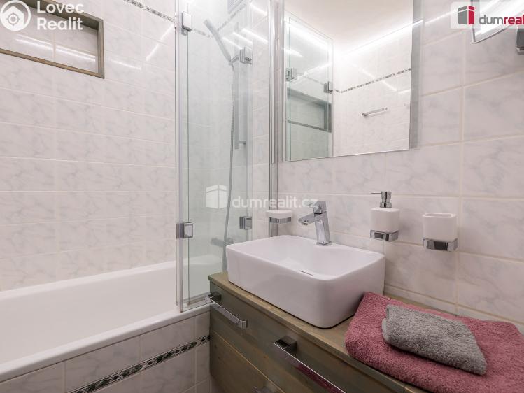 Prodej bytu 3+1 Praha 17, Nevanova č. 14