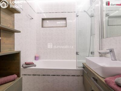 Prodej bytu 3+1 Praha 17, Nevanova č. 2