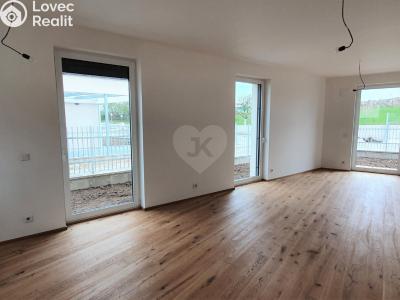 Pronájem bytu 2+KK Praha, Ke Tvrzi č. 3