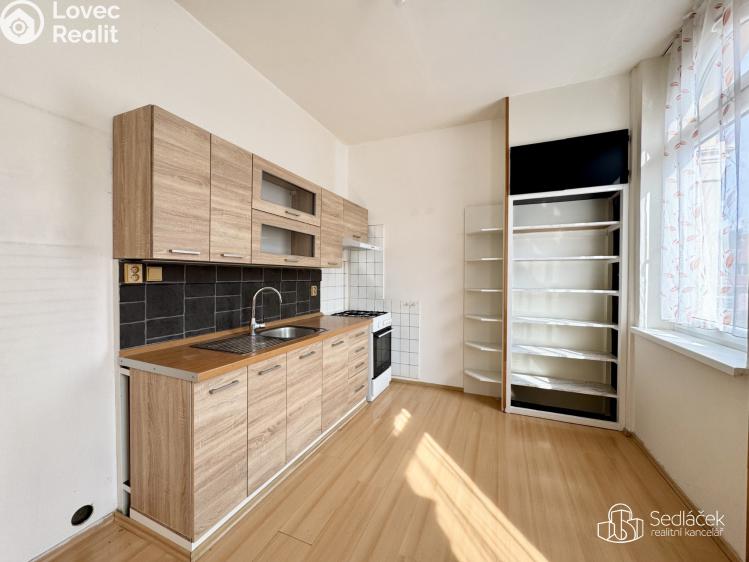 Pronájem bytu 3+1 Karlovy Vary, Foersterova č. 9