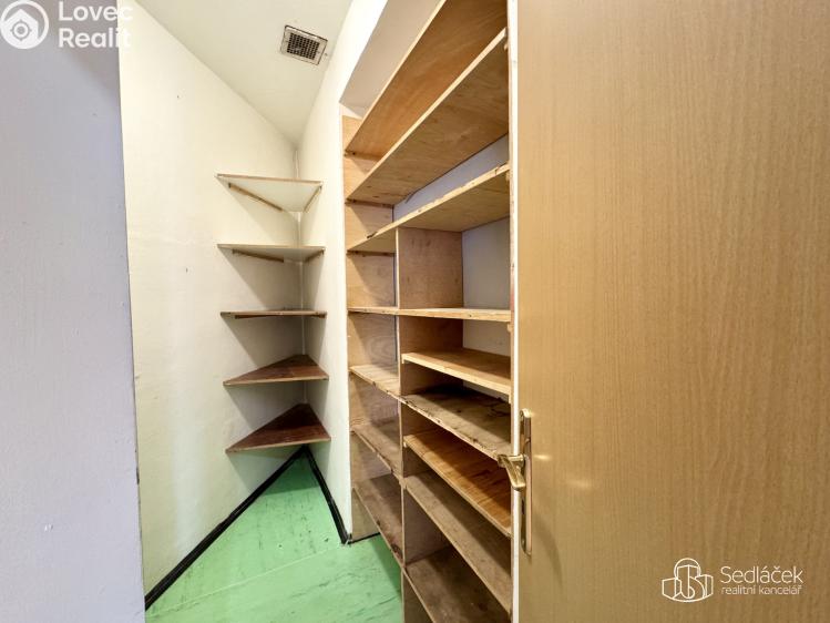 Pronájem bytu 3+1 Karlovy Vary, Foersterova č. 10