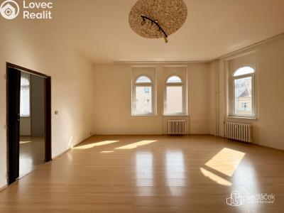 Pronájem bytu 3+1 Karlovy Vary, Foersterova č. 5