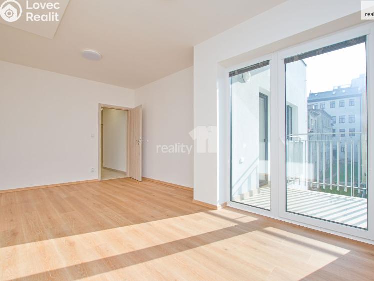 Pronájem bytu 2+KK Liberec, Papírová č. 10