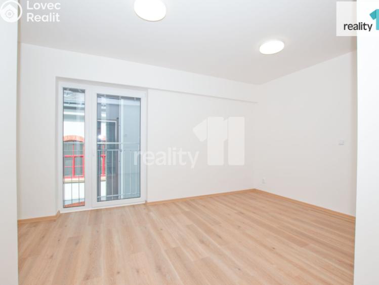 Pronájem bytu 2+KK Liberec, Papírová č. 11