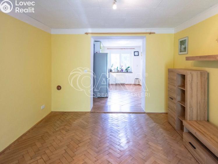 Pronájem bytu 1+1 Neratovice, Vančurova 697 č. 11