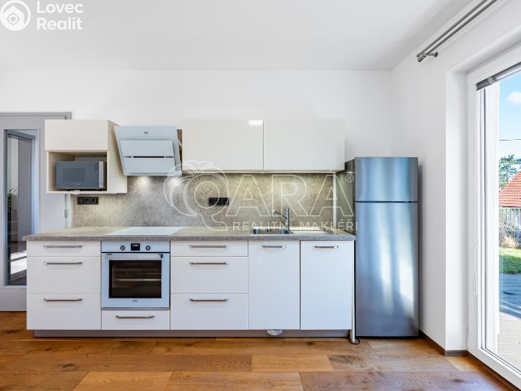 Pronájem bytu 2+KK Roztoky, Wolkerova č. 3