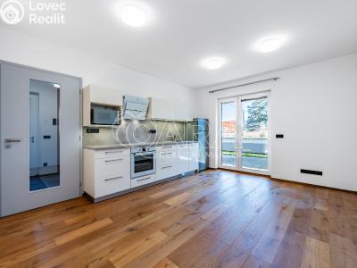 Pronájem bytu 2+KK Roztoky, Wolkerova č. 2