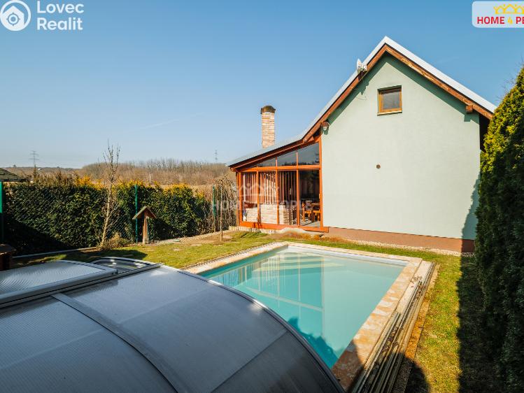 Prodej chaty Hrušovany u Brna č. 19