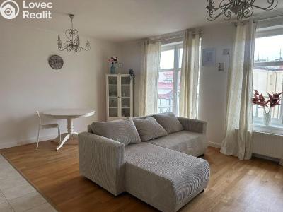 Pronájem bytu 3+KK Praha, Lublaňská č. 4