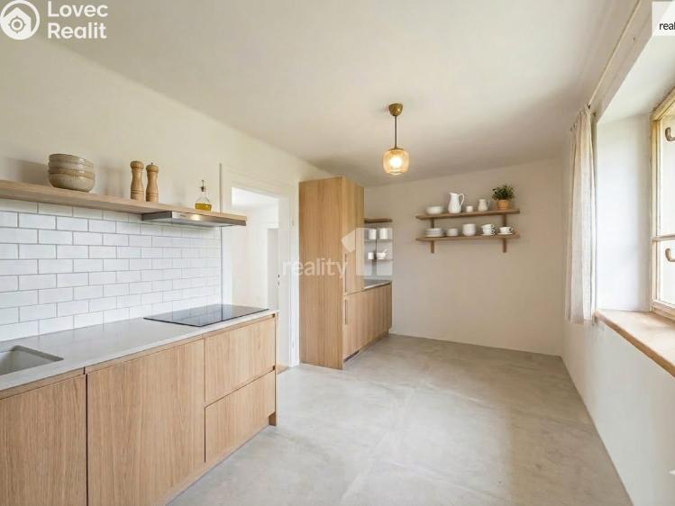 Prodej rodinného domu Tuchoraz č. 6