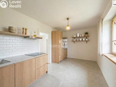 Prodej rodinného domu Tuchoraz č. 6