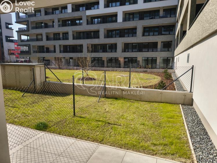 Аренда квартиры 1+KK Praha, Poděbradská 206/57 č. 1