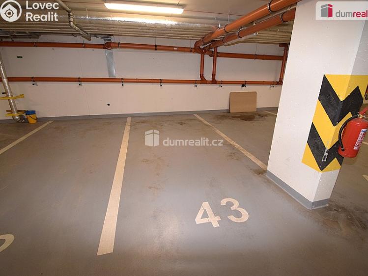 Pronájem bytu 4+KK Praha 22, Oty Bubeníčka č. 15