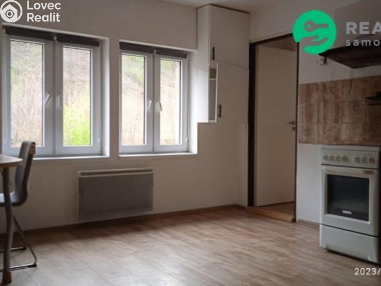 Prodej bytu 1+KK Benešov nad Ploučnicí, Nádražní č. 4