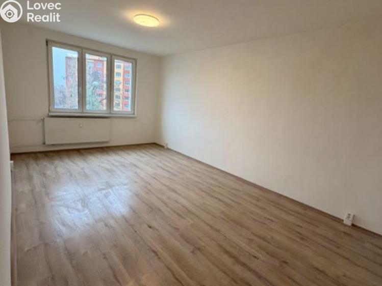 Pronájem bytu 2+1 Chomutov, Školní pěšina č. 6