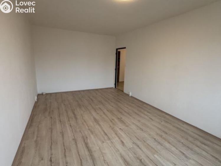 Pronájem bytu 2+1 Chomutov, Školní pěšina č. 7