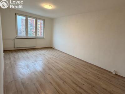 Pronájem bytu 2+1 Chomutov, Školní pěšina č. 6