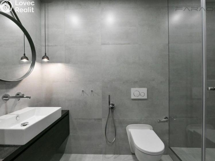 Pronájem bytu 4+KK Praha, náměstí Jiřího z Poděbrad č. 3