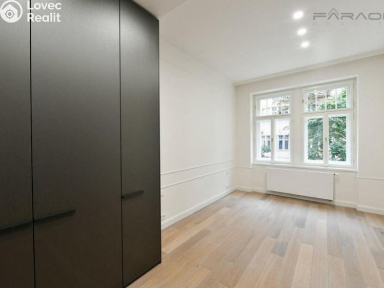 Pronájem bytu 4+KK Praha, náměstí Jiřího z Poděbrad č. 12