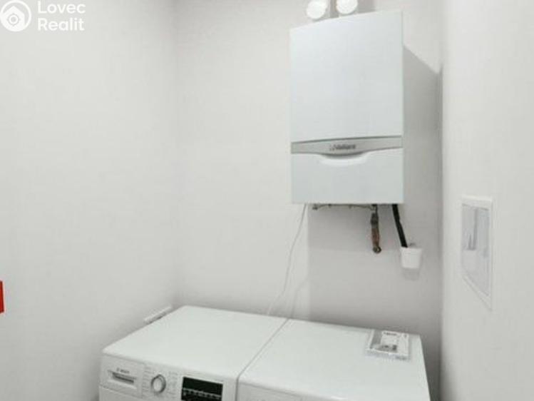 Pronájem bytu 4+KK Praha, náměstí Jiřího z Poděbrad č. 18