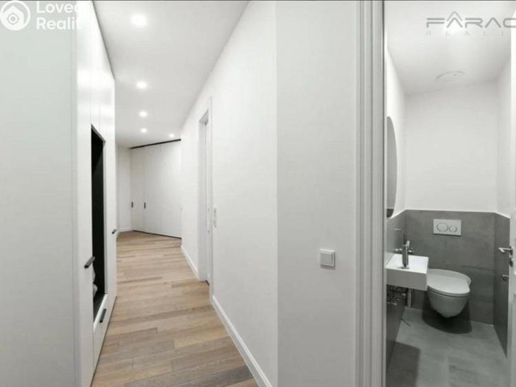 Pronájem bytu 4+KK Praha, náměstí Jiřího z Poděbrad č. 27