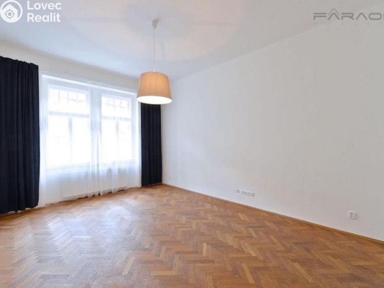 Оренда квартири 3+KK Praha, náměstí Jiřího z Poděbrad č. 3