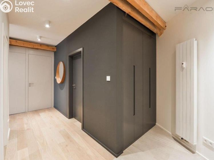 Pronájem bytu 3+KK Praha, náměstí Jiřího z Poděbrad č. 15