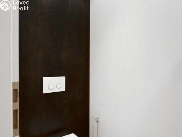 Pronájem bytu 3+KK Praha, náměstí Jiřího z Poděbrad č. 22