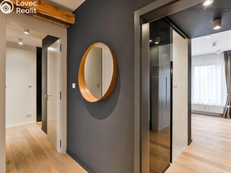 Оренда квартири 3+KK Praha, náměstí Jiřího z Poděbrad č. 14