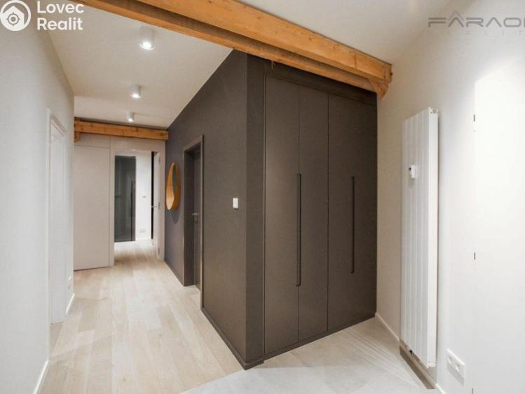 Оренда квартири 3+KK Praha, náměstí Jiřího z Poděbrad č. 22