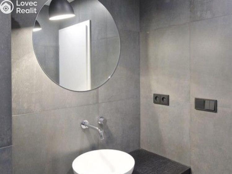 Pronájem bytu 2+KK Praha, náměstí Jiřího z Poděbrad č. 15