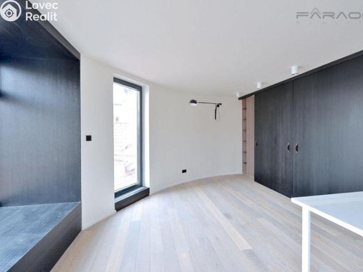 Pronájem bytu 2+KK Praha, náměstí Jiřího z Poděbrad č. 23