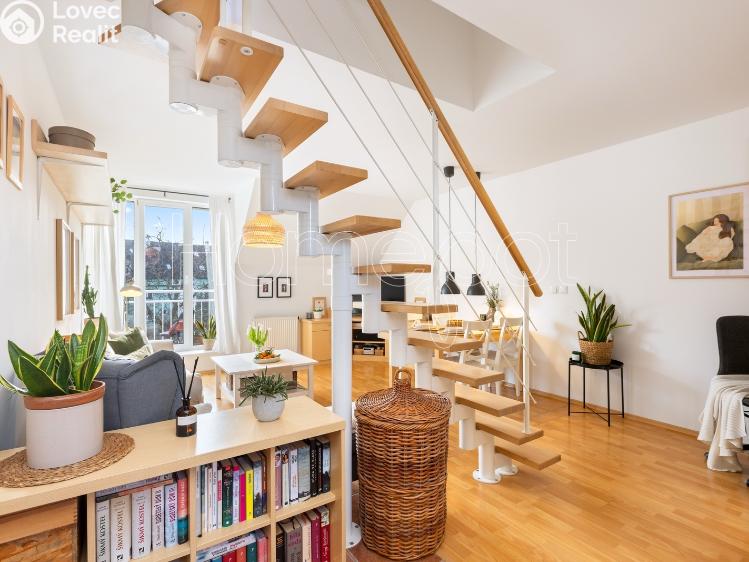 Prodej bytu 2+KK Praha, Křivoklátská 258 č. 1