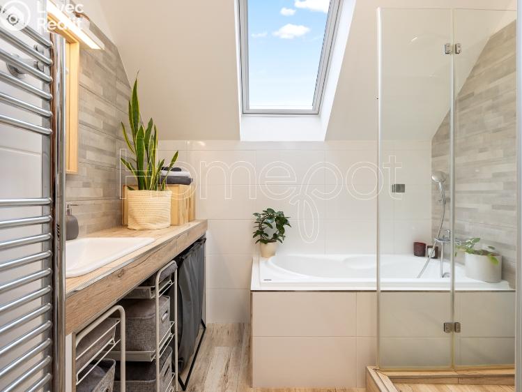 Prodej bytu 2+KK Praha, Křivoklátská 258 č. 12