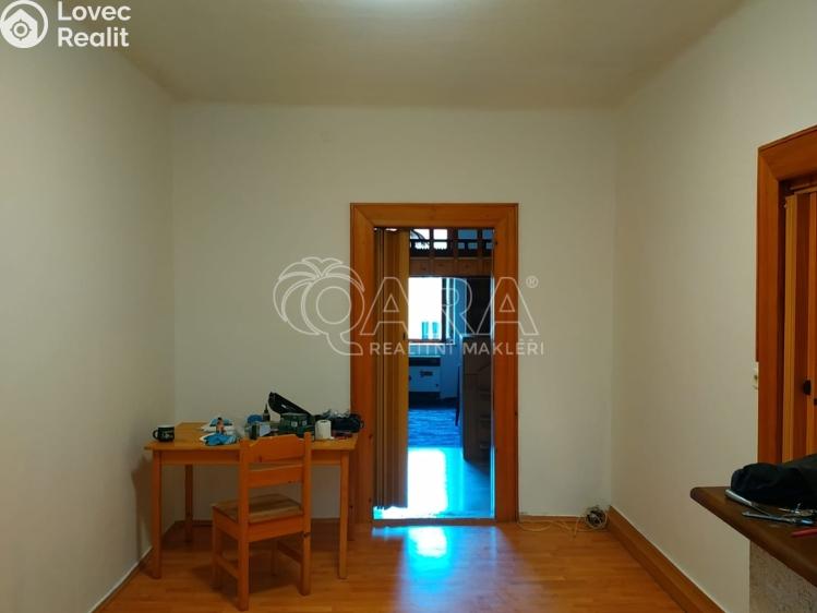 Rent apartment 2+KK Praha, Táborská 749/11 č. 3