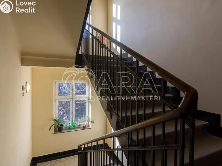 Rent apartment 2+KK Praha, Táborská 749/11 č. 18