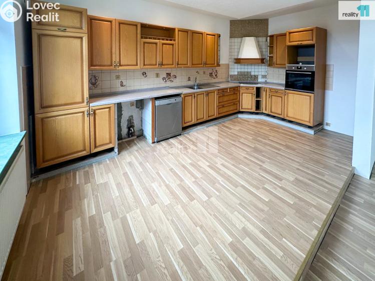 Pronájem bytu 3+KK Dobřany, Lipová č. 1