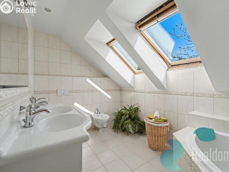 Продажа семейного дома Říčany, Karpatská č. 21